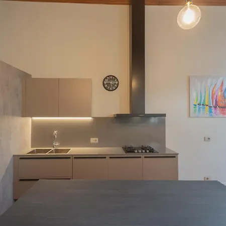 Design By Rent *